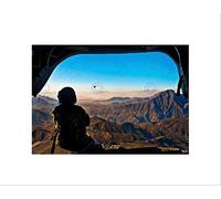 Wee Blue Coo WAR SOLDIER CH 47D CHINOOK HELICOPTER NEW BLACK FRAME FRAMED ART PRINT PICTURE + MOUNT B12X11988