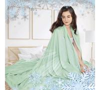 WENNEWU Cooling Blanket, Summer Ice Silk Blanket, Air Conditioning Comforter, 100% Rayon Derived from Bamboo, for Hot Sleepers and Night Sweaters, All Seasons,Green,90 * 100cm