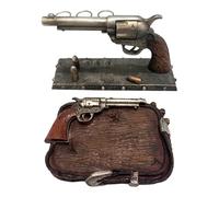 Western Rustic Revolver Bathroom Accessory Set, 2-Piece Resin Bath Decor Set with Toothbrush Holder & Soap Dish, Cowboy Gun Theme Bathroom Set with Non-Slip Pads, Lodge & Western Home Décor