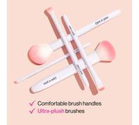 Wet N Wild Large Eyeshadow Brush