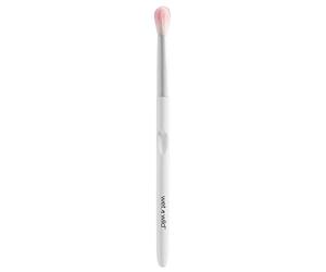 Wet n Wild, Makeup Brush, Crease Brush, Long-tipped, Tapered Brush that Flawlessly Picks Up Shadows to Apply to the Crease of the Eye, Easy-to-use Makeup Brushes
