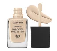 Wet n Wild Photo Focus Matte Foundation, Buildable High-Performing Liquid Makeup, Flash-Proof No White Cast and Pore-Blurring Finish, Soft Ivory