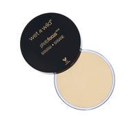 Wet n Wild Photo Focus Loose Setting Powder, Silky Weightless Setting Powder to Set, Mattify, Absorb Oil and Bake, Soft-Focus Effect, Banana Shade, 20g
