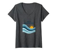 What a Wonderful Wave: Retro Ocean Sunset V-Neck T-Shirt, Women, Dark Heather Grey, M
