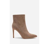 Where's That From Women's 'Kira' Suede Pointed Toe Stiletto Ankle Boots in Camel | Size: 8 Where's That From Camel 8