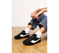 Where's That From Women's 'Ulani' Low-Top Lace up trainer with Contrast Side Stripe in Black | Size: 6 Where's That From Black 6