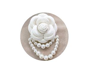 White Camellia Brooch Pin - Red Flower for Women, Elegant Wool Vintage Bow Floral Pearl Accessory for Clothing, Bag, Scarf Decoration