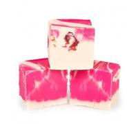 White Chocolate & Cranberry Fudge 500g Sweet Pouch