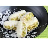 (White Chum Chum Coconut 300g) The Taste Of Indian Traditional Sweets ''Experience The Essence Of India's Mithai Traditions With Every Bite'' Best Gift For All Occasions Rakhi, Marriage, Diwali, Holi