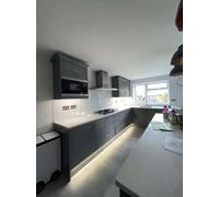 White Colour Glass Splashback - Bespoke - 1000 x 1000 mm - 6mm Toughened Glass Splashback, Heat Resistant, Installation Service Available, Custom Size