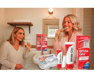White Glo Extra Strength Whitening Toothpaste Professional Choice 100ml - 2 Packs with Sanitral 50 Pcs Dental Floss Stick Included as a Gift