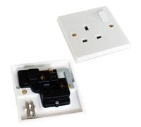 White Single UK Mains Wall Plug Socket 1 Gang 240V 13A Power Face Plate Outlet