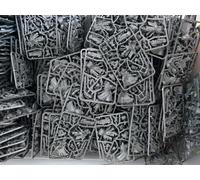 WHOLESALE 25 x NEW ON SPRUE Warhammer 40K Primaris Librarian in Phobos Armour