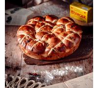 Wilfreds Luxury Hot Cross Buns - 12 Pack Tear & Share Easter Bakery Treat, Freshly Baked with Warming Spices & Fruit, Vegetarian Friendly, Ideal for Easter Celebrations, Gifting & Sharing