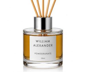 William Alexander Pomegranate Reed Diffuser 100ml | Luxury Dark Home Fragrance | Inspired by Jo Malone Pomegranate Noir | 8 Fibre Reeds | 12 W ift Set