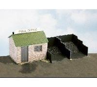 Wills Kits Coal Yard & Hut Kit