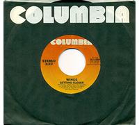 WINGS 45 RPM SPIN IT ON / GETTING CLOSER