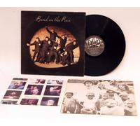 WINGS Band on the Run. 1973 with inner lyric and poster. 1C064-05-503