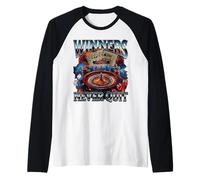 Winners Never Quit Funny Gambling Bootleg Casino Raglan Baseball Tee