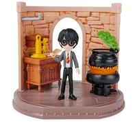 Wizarding World, Magical Minis Potions Classroom with Exclusive Harry Potter Figure and Accessories, Kids Toys for Girls and Boys Ages 5 and up