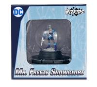 WizKids DC HeroClix: Mr. Freeze (Snowglobe) - HeroClix Figure - Snow Globe - Figurine - 8+ - 1 Mr. Freeze Figure (on 2 x 2 base) in Decorative Snow Globe and Character Card
