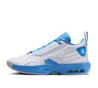 (WMNS) Air Jordan Max Aura 6 'White University Blue' FQ7943-100 8.5