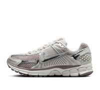 (WMNS) Nike Air Zoom Vomero 5 'Metallic Silver Platinum Violet' HV6417-001 10