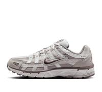 Nike Women's Shoes P 6000
