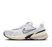 (WMNS) Nike V2K Run 'Summit White Metallic Silver' FD0736-100 7.5