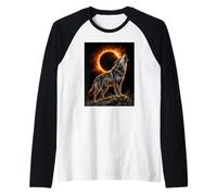 Wolf Howling at the Moon Total Solar Eclipse Alpha Mountain Raglan Baseball Tee