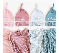 WOMB Personalised Swaddle Blanket and Hat, Custom Swaddle Blankets with Name, Personalised Swaddle Blanket for Baby Boys Girls Swaddle Blanket and Hat (75 x 100 cm)