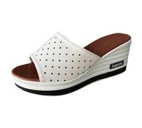 Women Flat Sandals AntiThis sandal is made of breathable material and a flexible sole, creating an all-day comfort experience for your feet. The soft sole effectively relieves walking pressure. It can