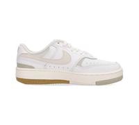 Nike Womens Gamma Force Trainer - White - Size 3