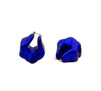 Women Wear Irregular U-shaped Earrings On A Daily Basis