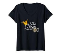 Womens 100th Birthday Party The Queen is 100 Gifts Ideas For Her V-Neck T-Shirt