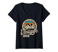 Women's 1952 Vintage 1952 Retro 69th Birthday Gifts 1952 V-Neck T-Shirt