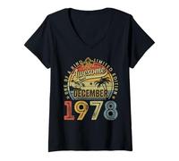 Womens 47 Years Old Vintage December 1978 Retro 47th Birthday Men V-Neck T-Shirt