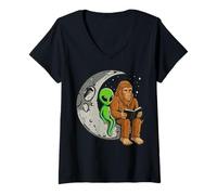 Womens Alien And Bigfoot Reading On The Moon For Kids And Youth V-Neck T-Shirt