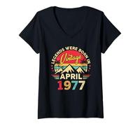 Women's April 1977 Retro Sunset Classic 49-Year-Old 49th Birthday V-Neck T-Shirt