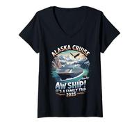 Womens Aw Ship It´s A Family Trip Cruising Outfit Alaska Cruise V-Neck T-Shirt