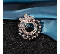 Women's Brooch Scarf Clip Flower Alloy 3.6 x 4 cm | Dual function as a brooch and scarf clip, ideal for sweaters, shirts or light jackets in spring