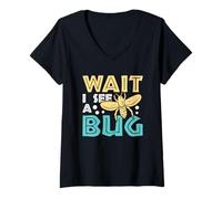 Women's Bug Lover Insect Entomologist Entomology Wait I See A Bug V-Neck T-Shirt