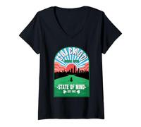 Women's Chicago Green River Irish Celebration St. Patrick's Day V-Neck T-Shirt