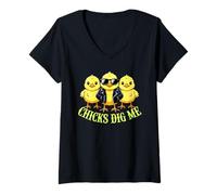 Women's Chicks Dig Me Funny Baby Chick Sunglasses Retro Cute Group V-Neck T-Shirt