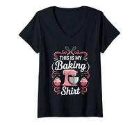 Women's Cute Cookie Baking Cooking Cook Chef Mom Dad V-Neck T-Shirt