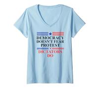 Womens Democracy Doesn't Fear Protest Dictators Do No Kings America V-Neck T-Shirt