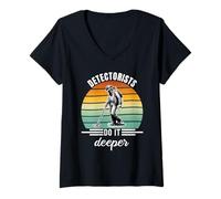Womens Detectorists Do It Deeper Metal Detecting Treasure Hunting V-Neck T-Shirt