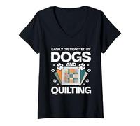Women's Dogs and Quilting Lover Quilt Maker Hobby V-Neck T-Shirt