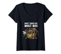 Womens Don’t Touch My Molt Box Tarantula Keeper Humor V-Neck T-Shirt