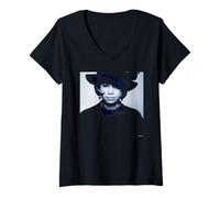 Womens Finally 90s Pop Singer CeCe Peniston By Simon Fowler V-Neck T-Shirt